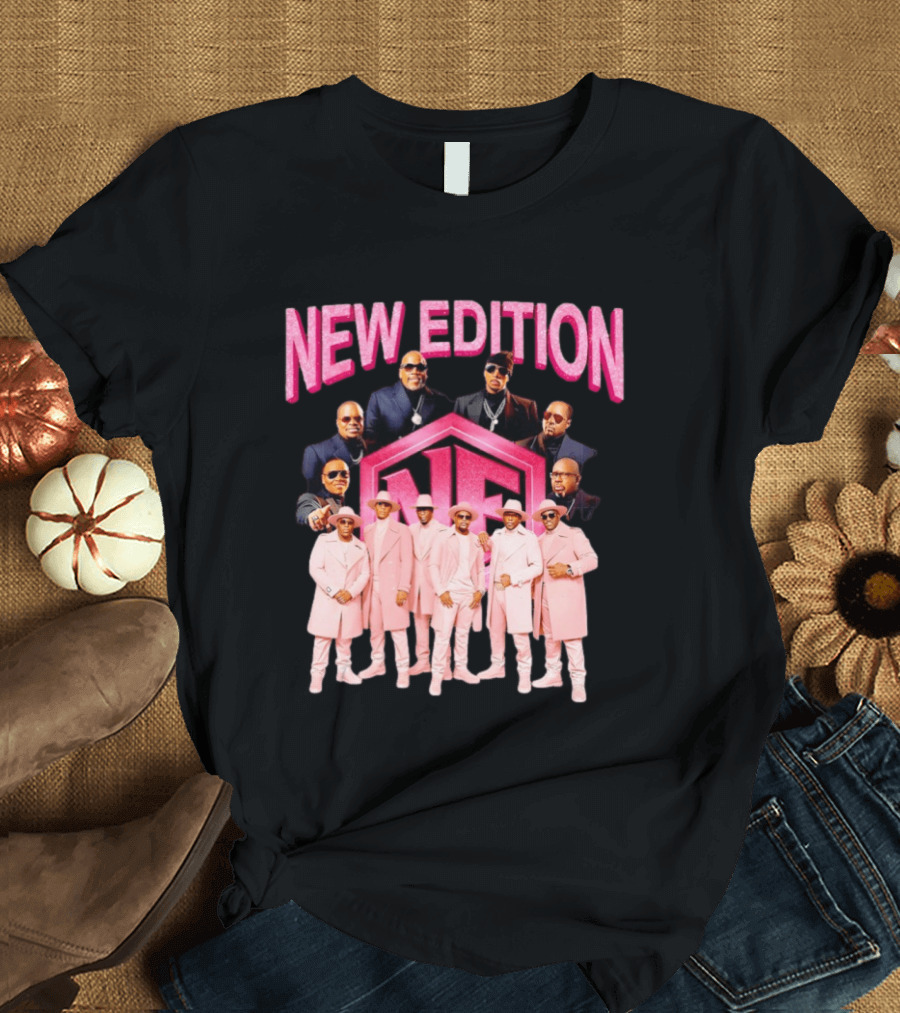 Bobby Brown Johnny Gill Ralph Tresvant Ronnie DeVoe Ricky Bell Michael Bivins New Edition NE Band Pink Outfits 90s Music T-Shirt