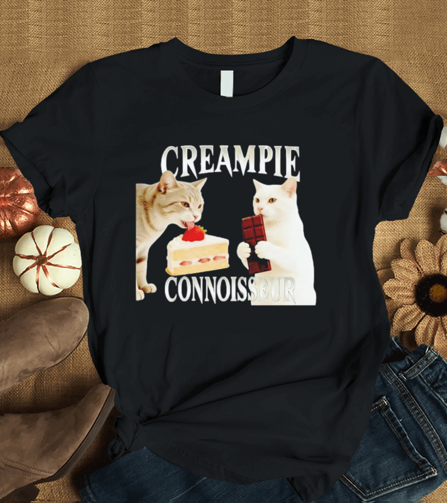 Cats Creampie Connoisseur Strawberry Cake Chocolate Bar T-Shirt