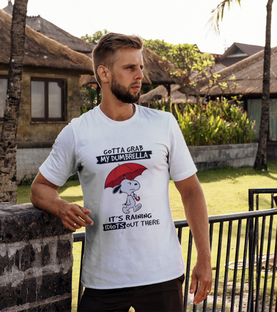 Snoopy Gotta Grab My Dumbrella It's Raining Out There T-Shirt