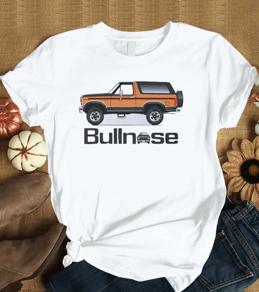Ford Bronco Bullnose 1980 1986 Vintage Classic Truck T-Shirt