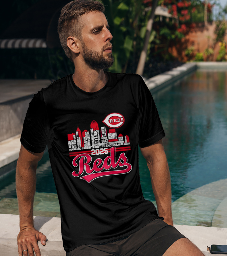 Cincinnati Reds Skyline Players 2025 Reds T-Shirt