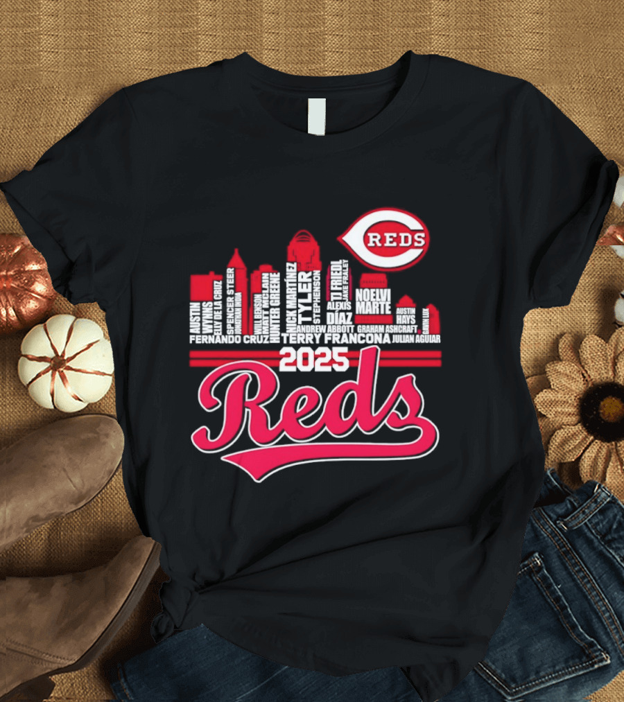 Cincinnati Reds Skyline Players 2025 Reds T-Shirt