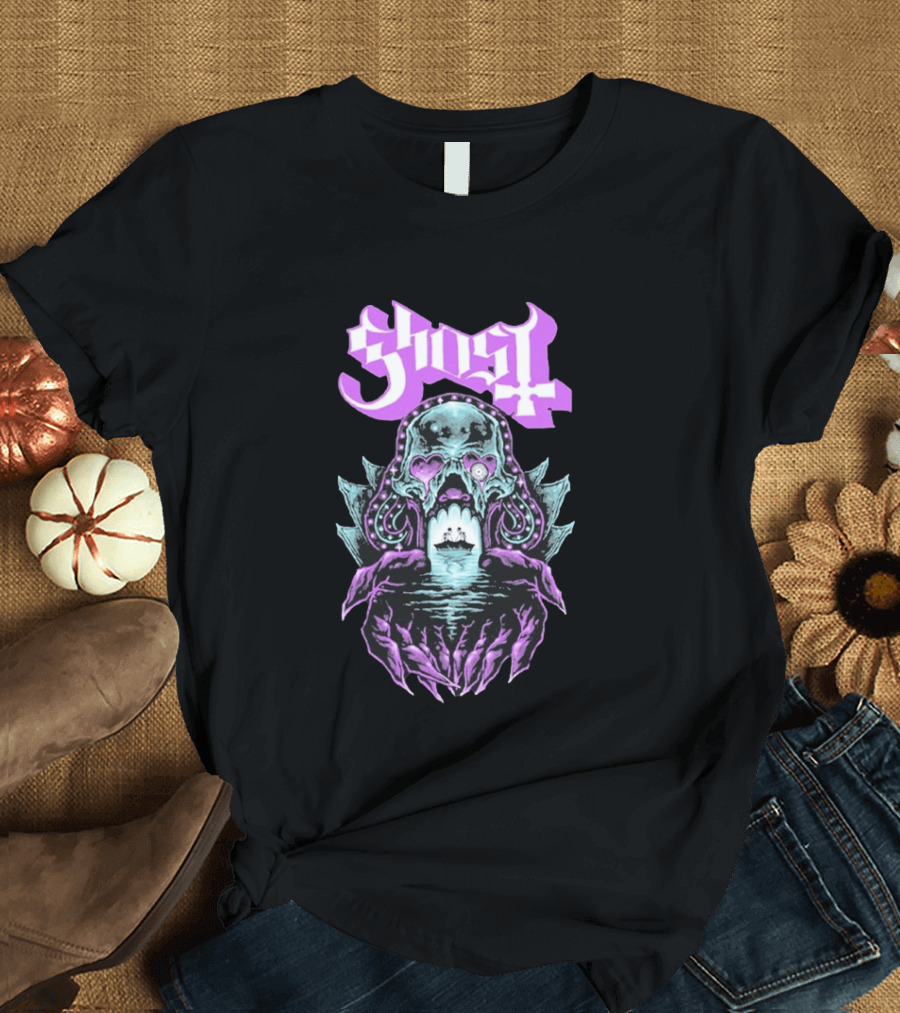 Ghost Tunnel Love Skull With Purple Heart Eyes And Ship T-Shirt