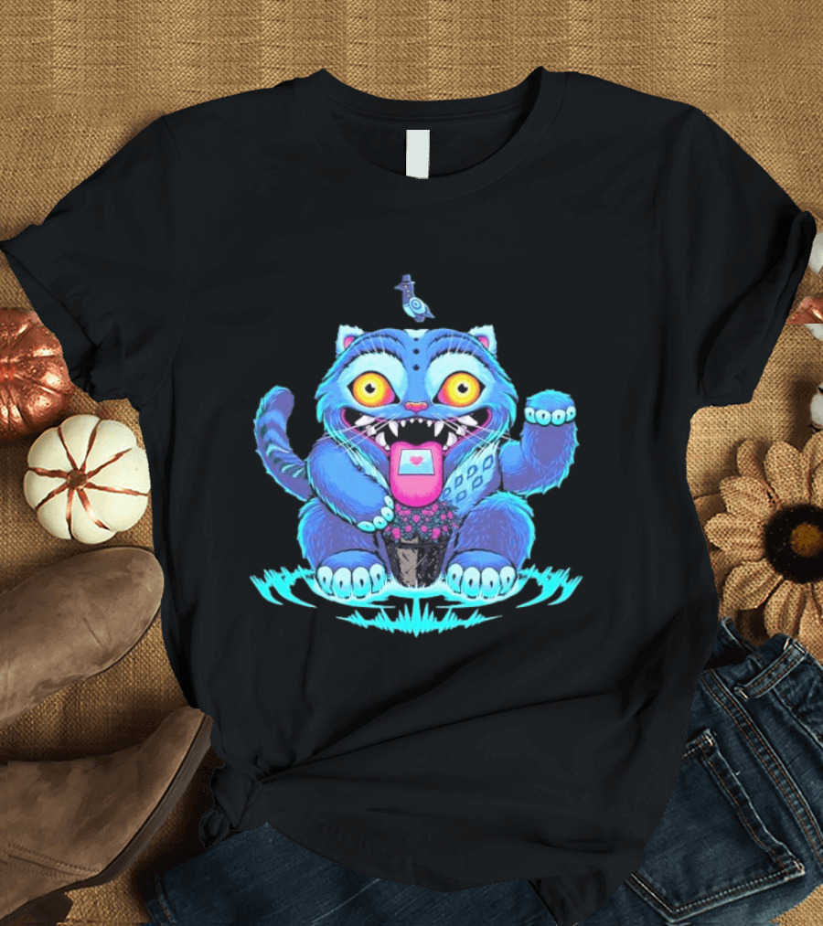 Lucky Derpy Cheshire Cat Maneki Neko Fusion Vibrant Blue T-Shirt