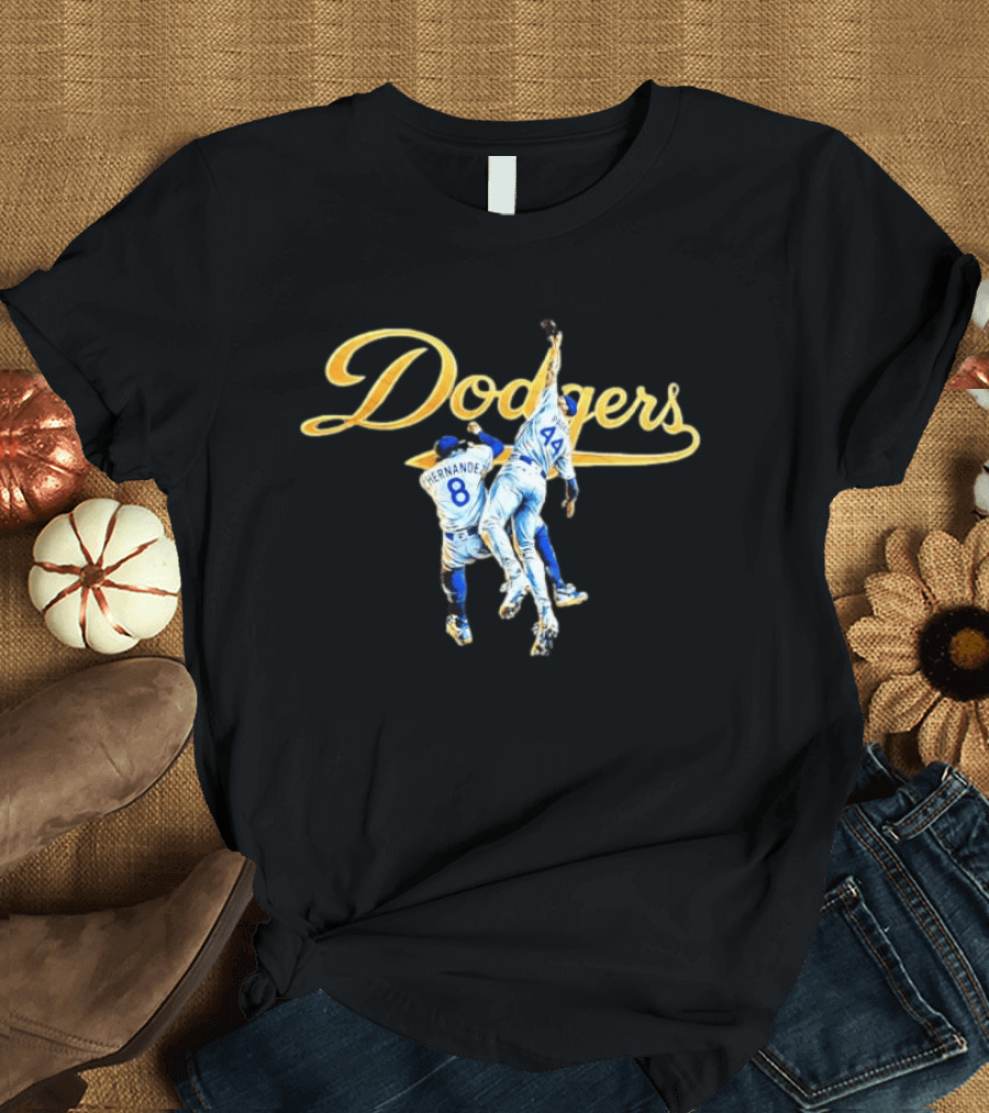 Dodgers Hernandez 8 Pages 44 Jumping Celebration T-Shirt
