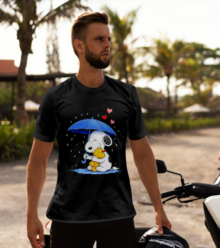 Snoopy Woodstock Umbrella Hearts Rain Hugging T-Shirt