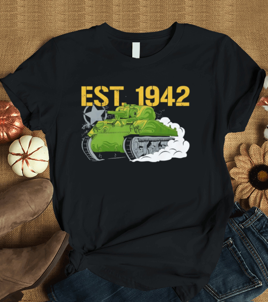 WW2 Sherman Tank EST 1942 World War II Historical Vehicle T-Shirt