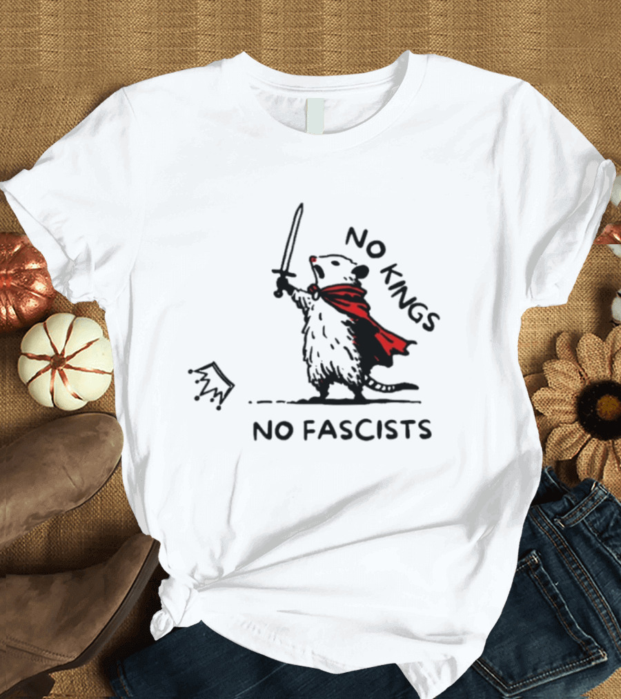 No Kings No Fascists Opossum Warrior Anti Trump Meme T-Shirt