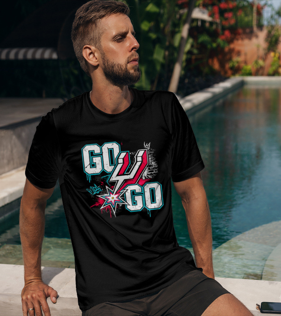 San Antonio Spurs Go Spurs Go Basketball Graffiti 4 Star T-Shirt