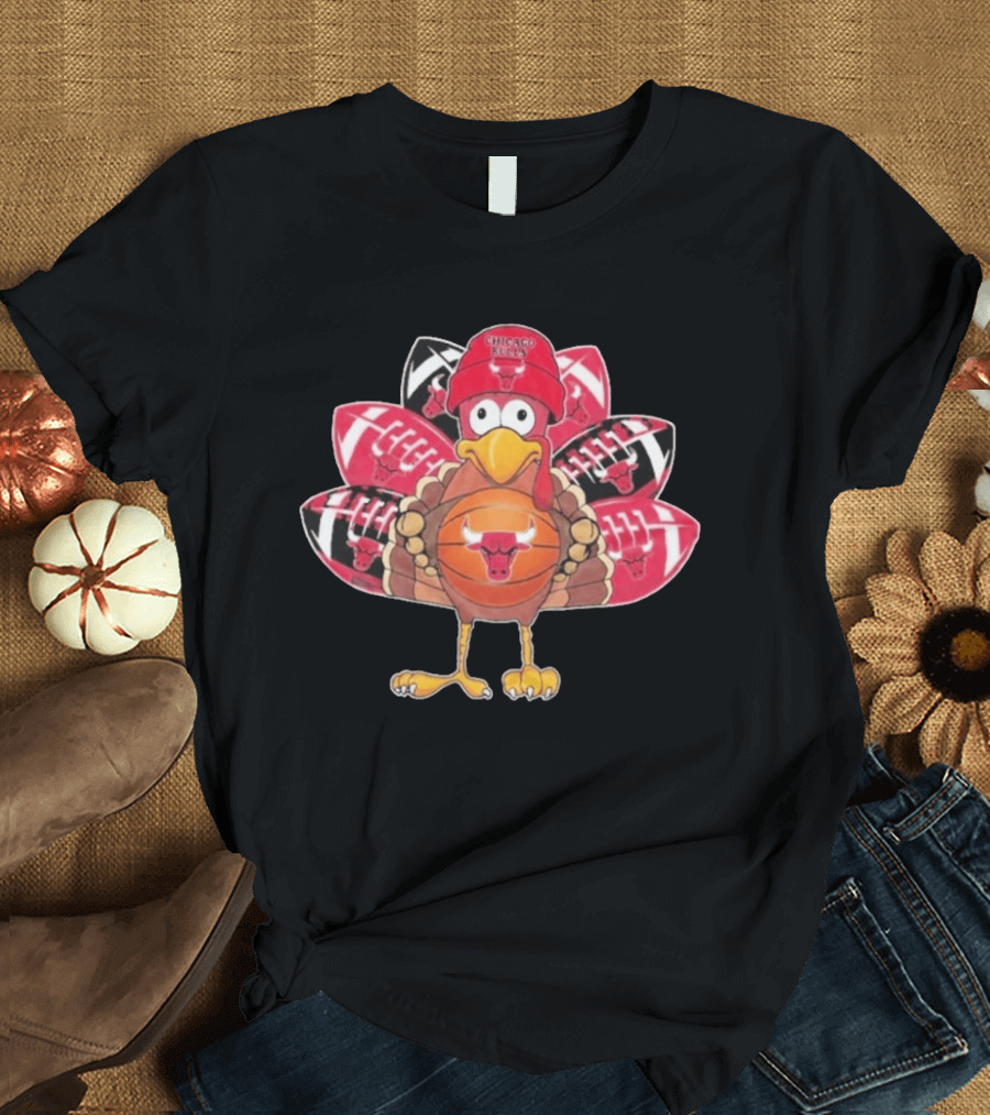Chicago Bulls Thanksgiving Turkey Basketball Football Fusion T-Shirt