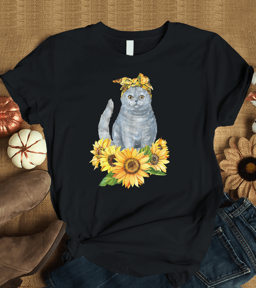 Hippie Cat with Sunflower Bandana and Sunflowers Cute Cat Lover T-Shirt