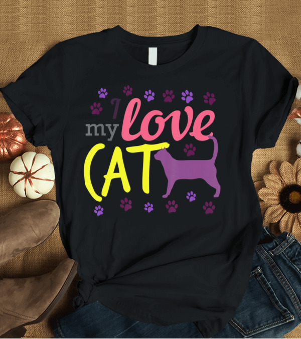 T-Shirt: I Love My Cat Feline Owner Cute Pet Purple Paw Prints T-Shirt I Love My Cat Feline Owner Cute Pet Purple Paw Prints T-Shirt
