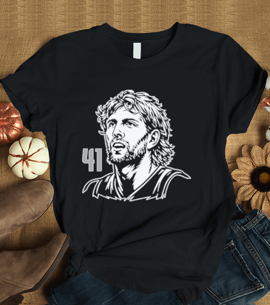 Dirk Nowitzki 41 Basketball Legend Sketch T-Shirt