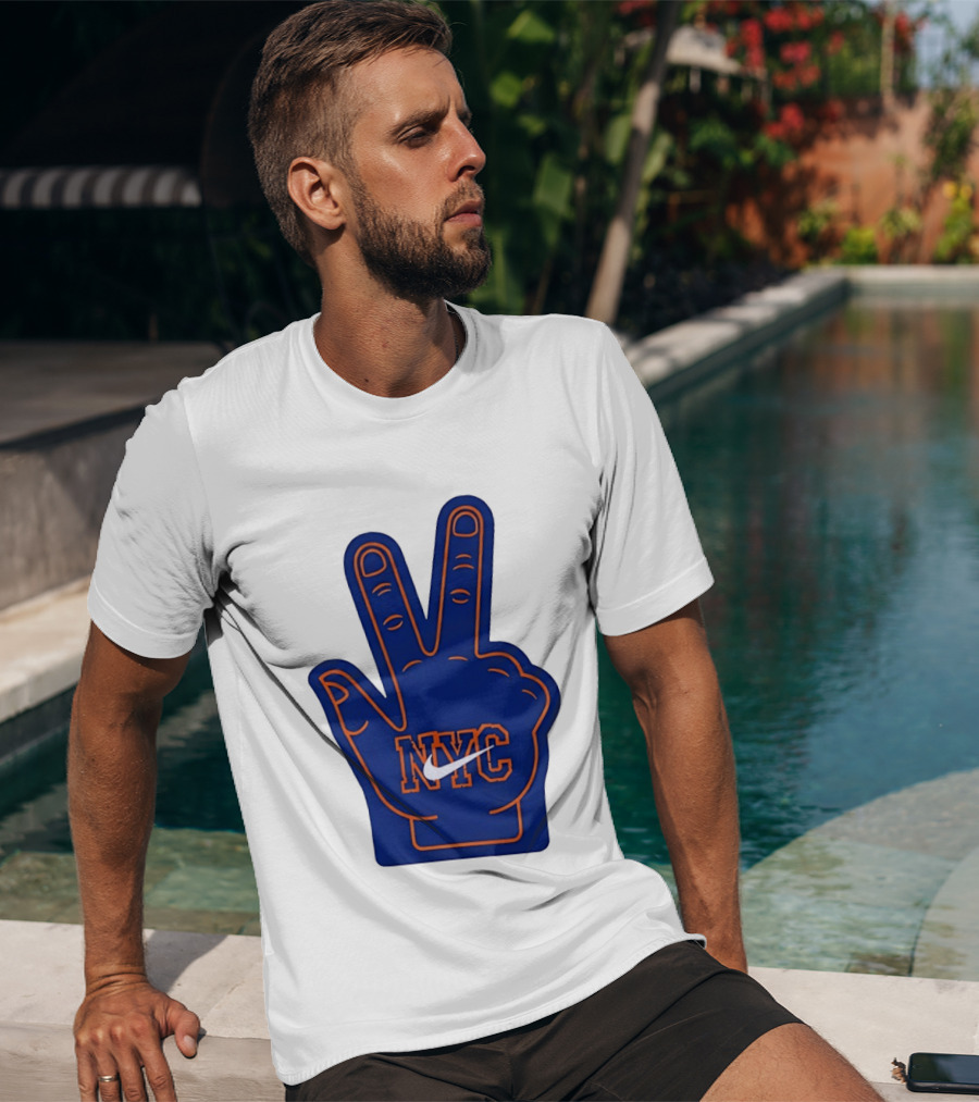 NYC Foam Finger Peace Sign New York Knicks Basketball T-Shirt