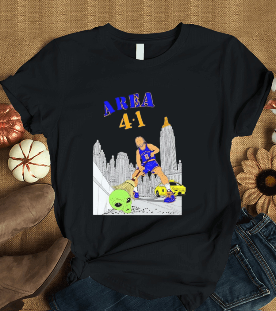AREA 4 1 Jalen Brunson New York Knicks Vs Alien San Antonio Spurs T-Shirt