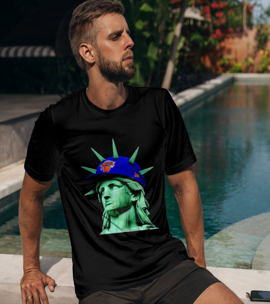 Statue Of Liberty New York Knicks Hat T-Shirt