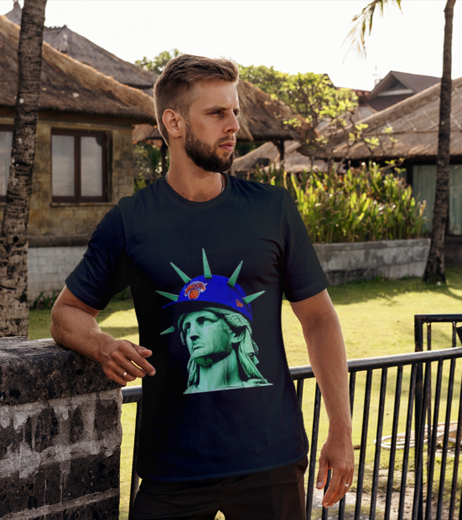 Statue Of Liberty New York Knicks Hat T-Shirt