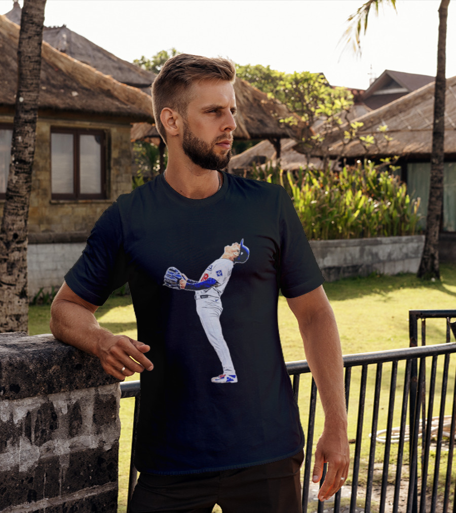 Yamamoto Yoshinobu Los Angeles Dodgers Baseball Player Celebration Pose T-Shirt
