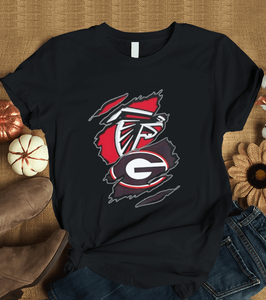 Atlanta Falcons Georgia Bulldogs Two Teams One Heart Scratch T-Shirt
