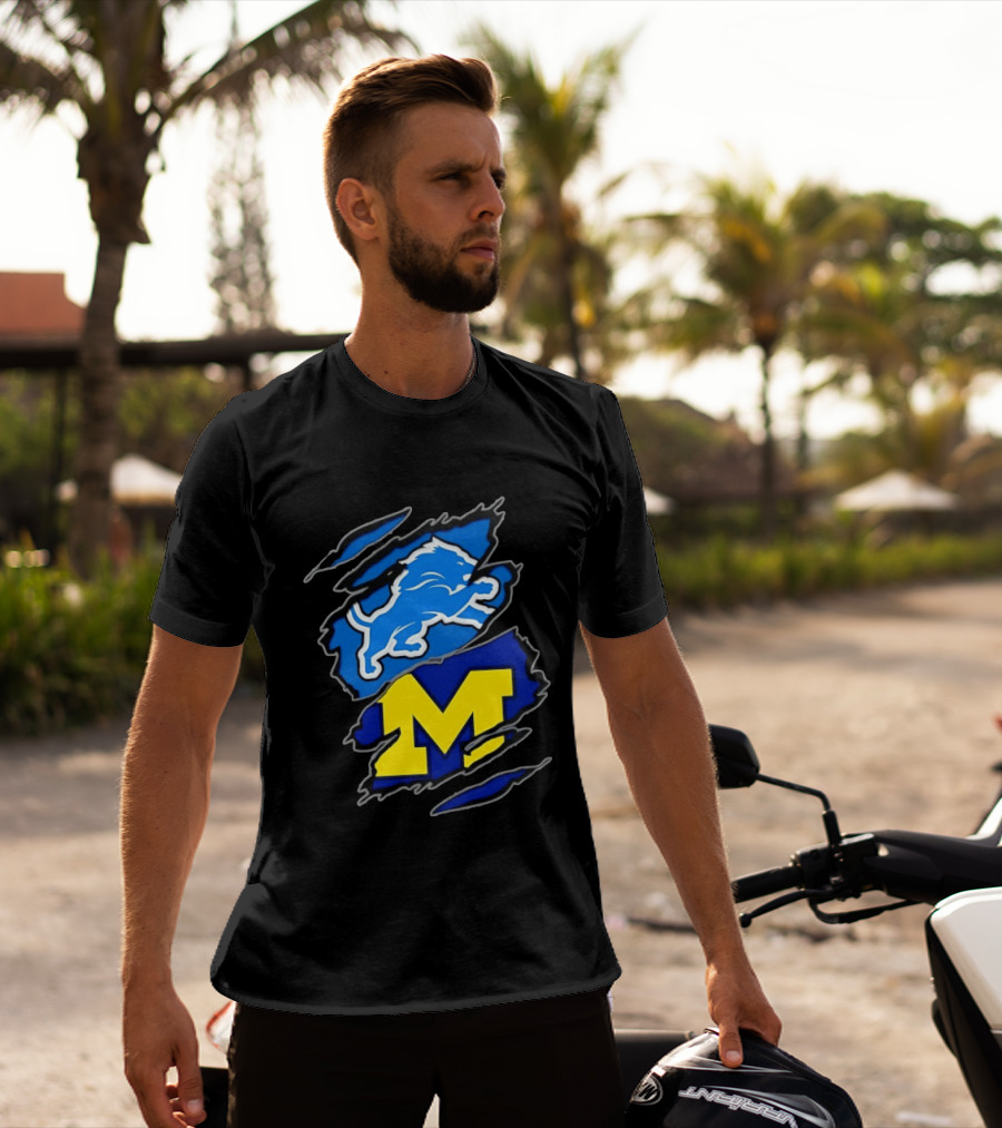 Detroit Lions Michigan Wolverines Two Teams One Heart Scratch T-Shirt