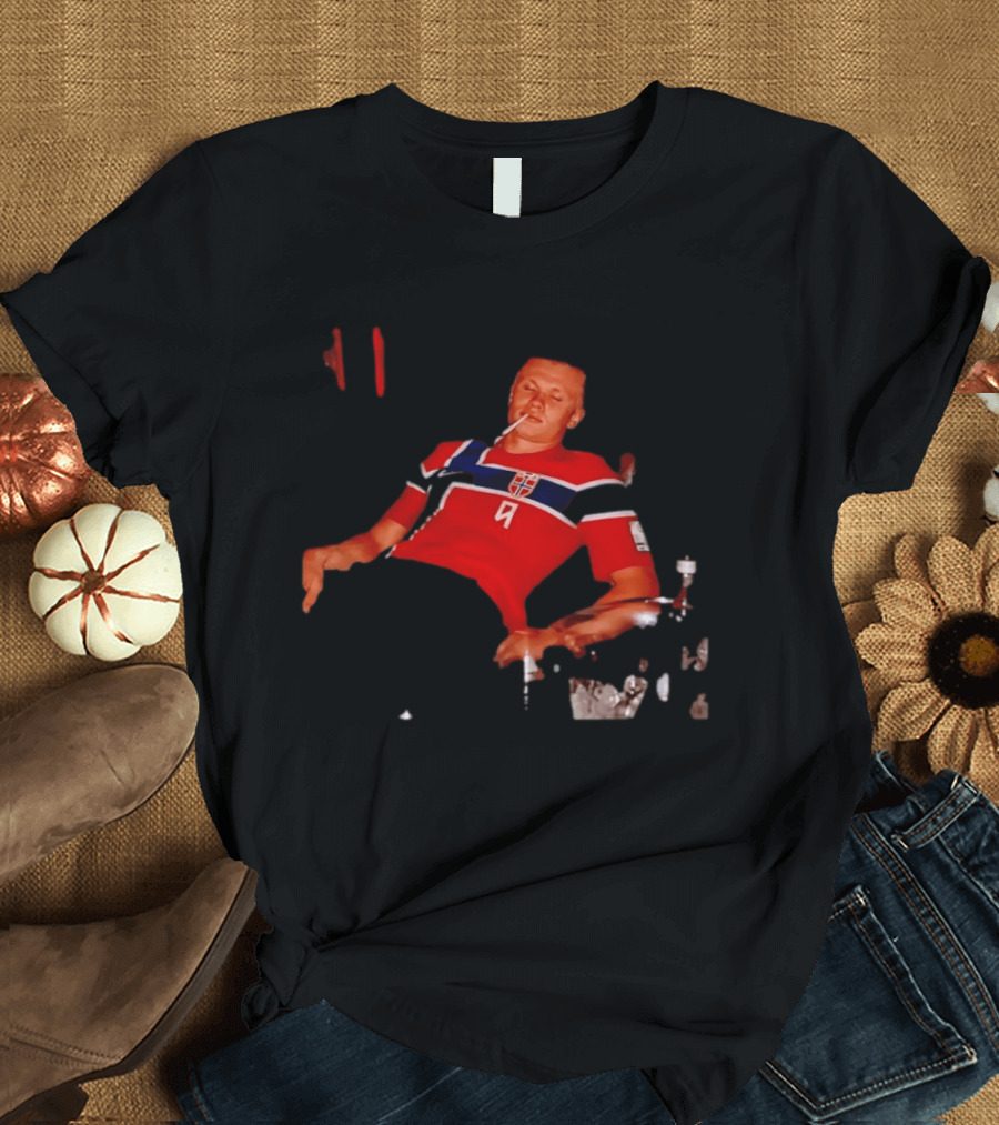 Erling Haaland Norway National Team Norwegian Nights Smoking Footballer T-Shirt