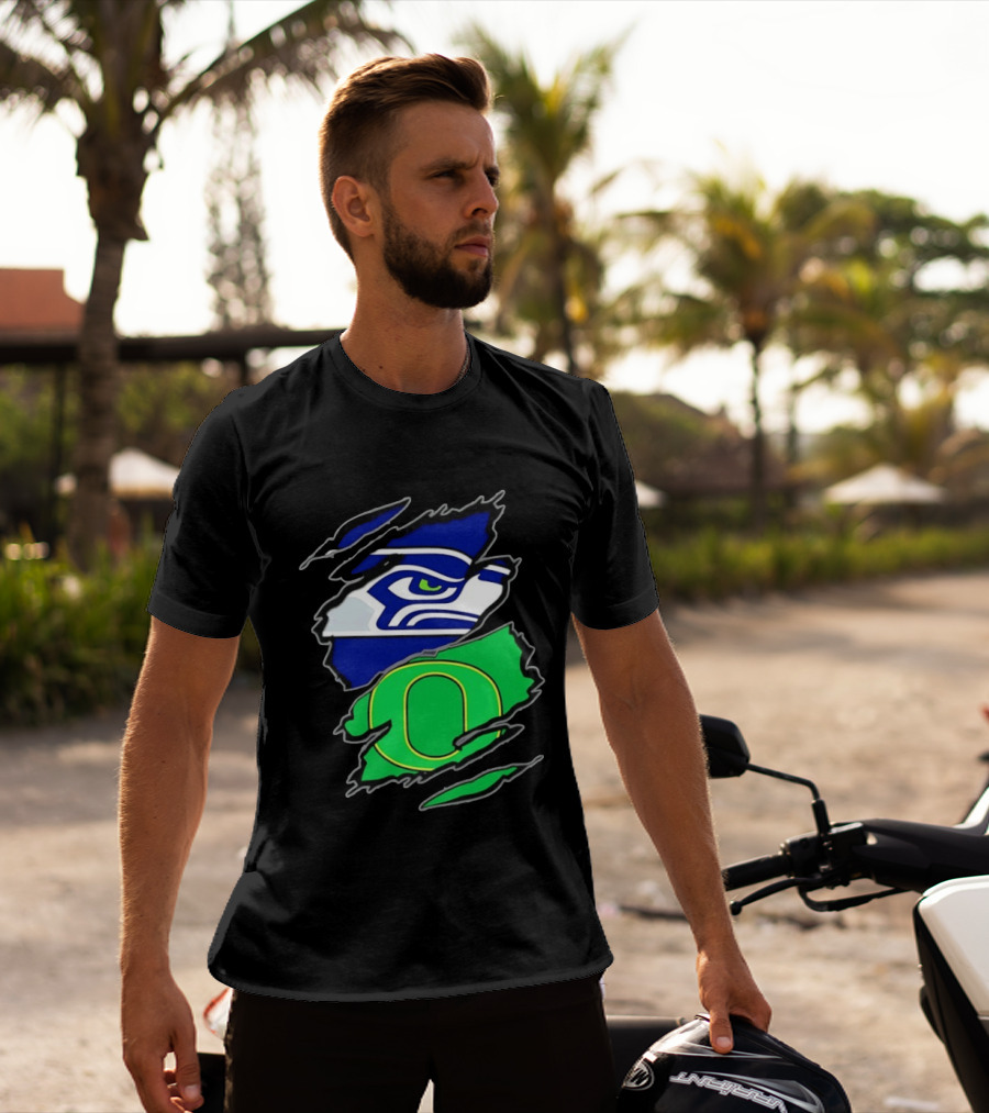 Seattle Seahawks Oregon Ducks Two Teams One Heart Scratch T-Shirt