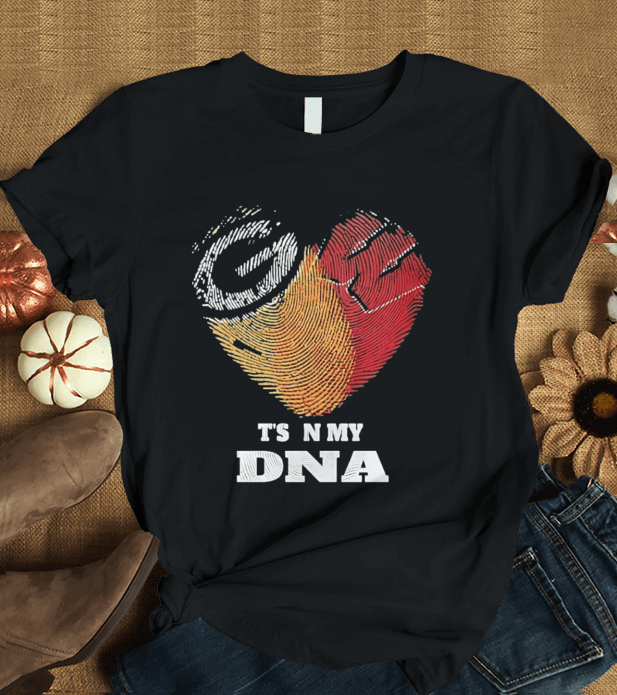 Green Bay Packers Wisconsin Badgers Heart It's In My DNA T-Shirt