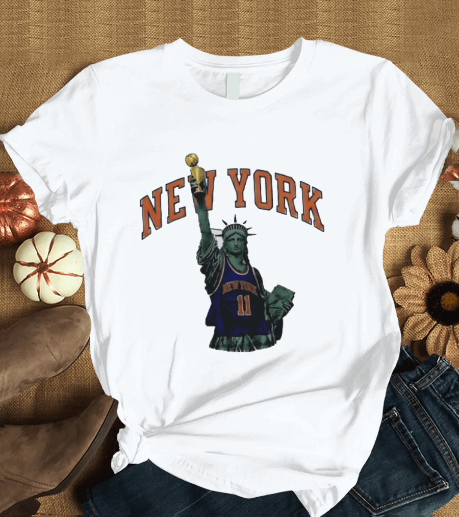 New York Knicks Jalen Brunson Statue Liberty Trophy Meme T-Shirt