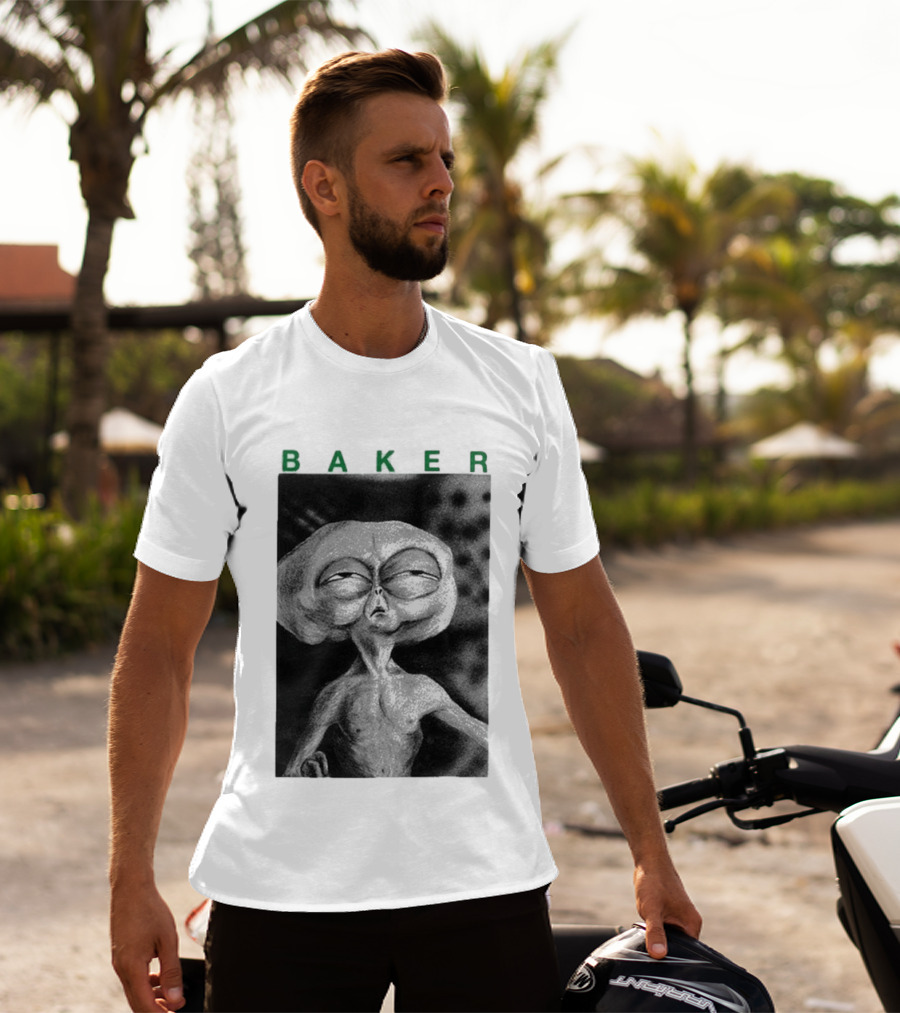 Note Baker Alien Block Busters Extraterrestrial T-Shirt