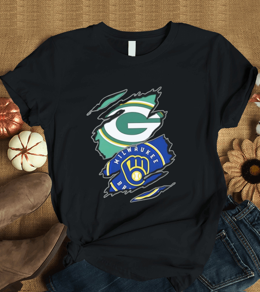 Green Bay Packers Milwaukee Brewers Two Teams One Heart Scratch T-Shirt