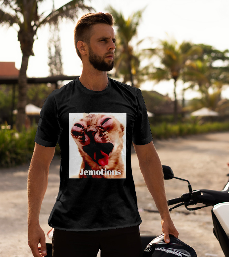 Jemotions Cat Funny Kitten Face Hilarious Expression T-Shirt