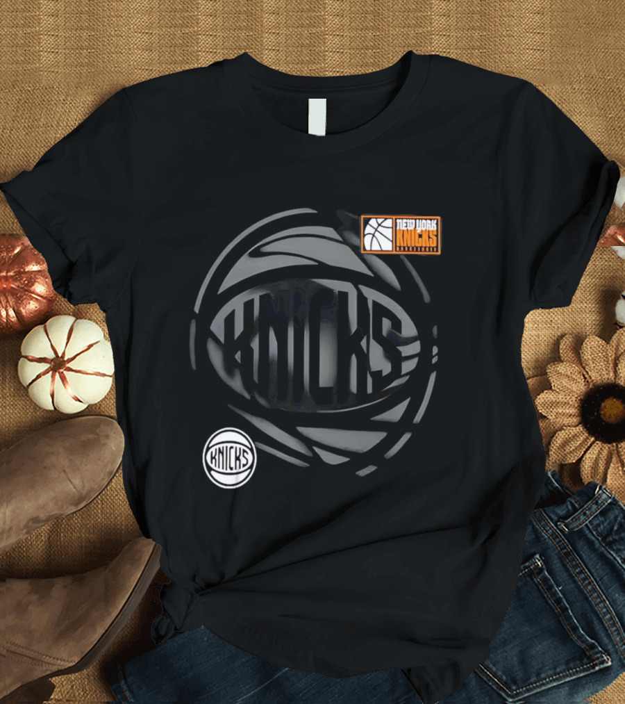 New York Knicks NBA 2026 Chasing Glory T-Shirt