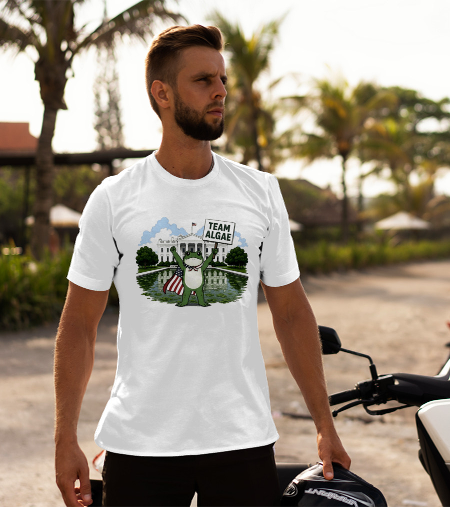 Team Algae Frog Patriotic American Flag White House 2026 Make Algae Great Again T-Shirt