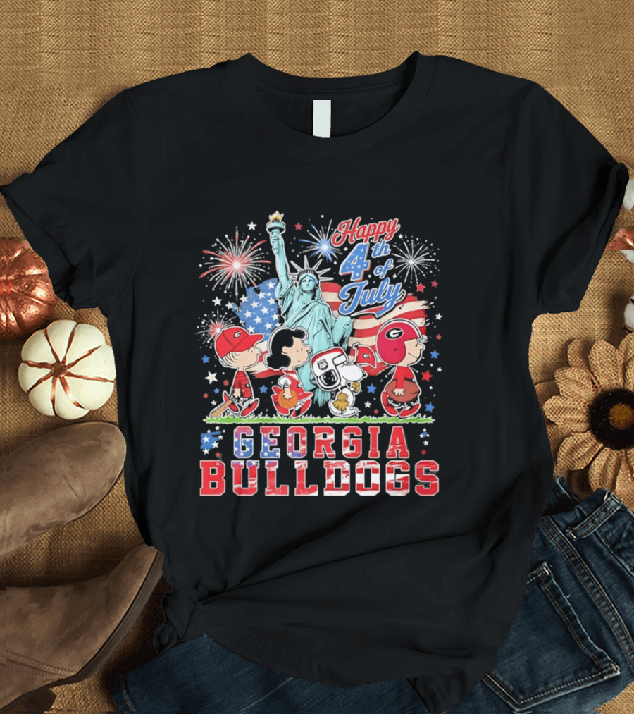 Georgia Bulldogs Snoopy Abbey Road Happy 4th Of July Statue Of Liberty Fireworks T-Shirt