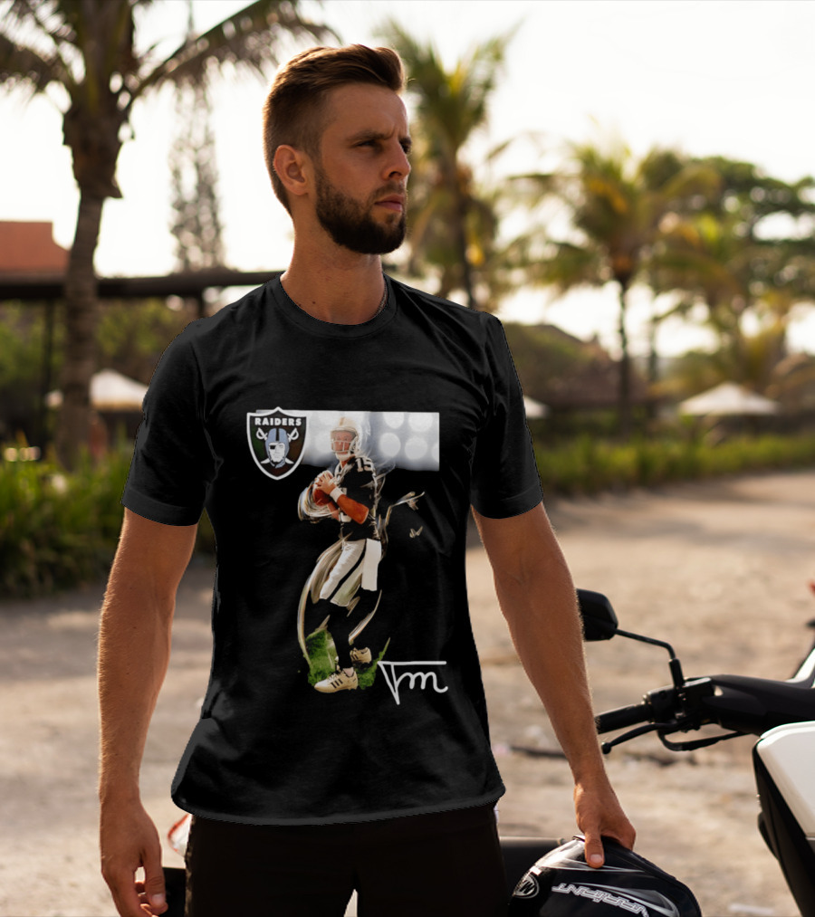 Las Vegas Raiders Fernando Mendoza Rookie 15 Football Player T-Shirt