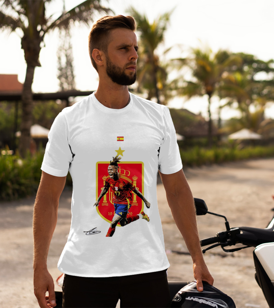 Nico Williams España Número 19 Escudo De La Selección Española Flag T-Shirt