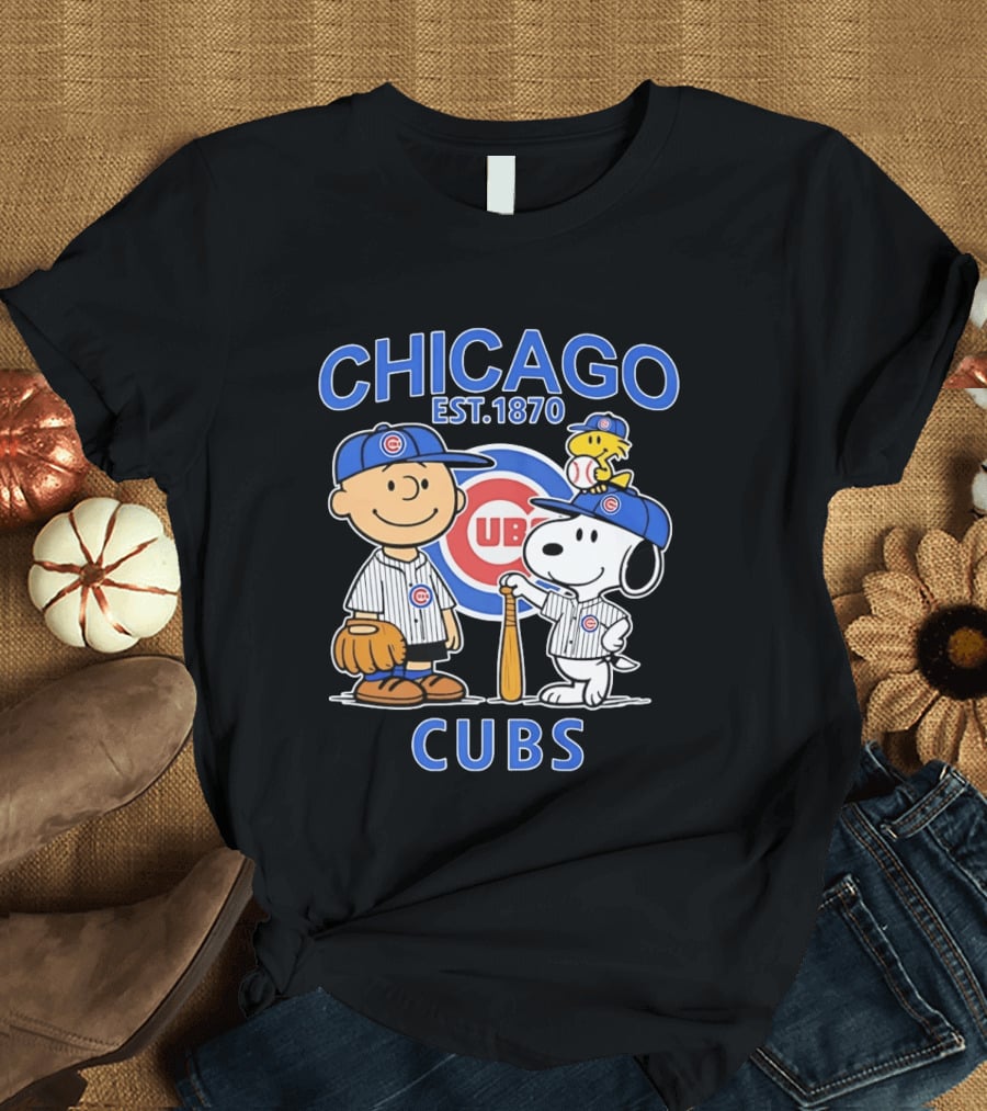 Peanuts Characters Snoopy Woodstock Charlie Brown Chicago Cubs Est 1870 T-Shirt