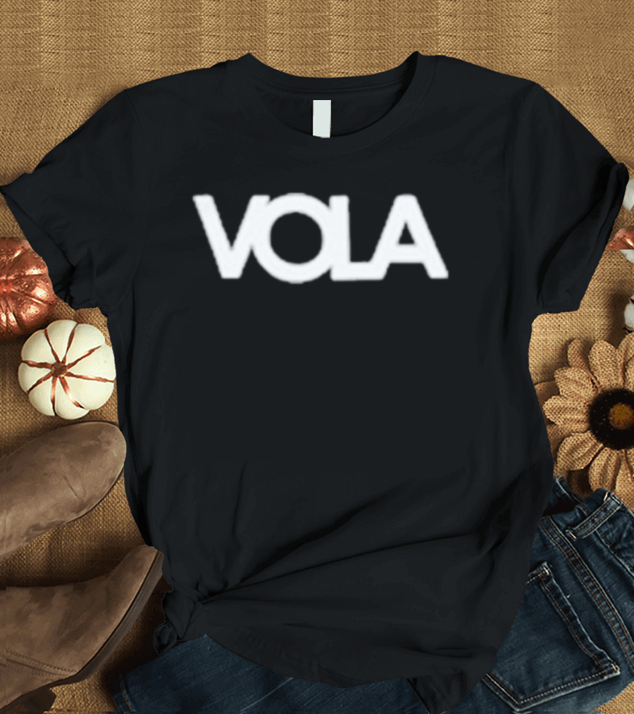 Vola Swallow Bold Lettering T-Shirt