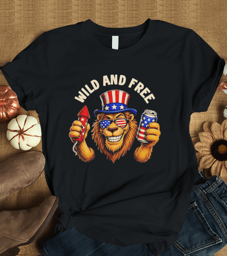 Wild And Free Lion Patriotic Hat Holding Firework And American Flag Can T-Shirt