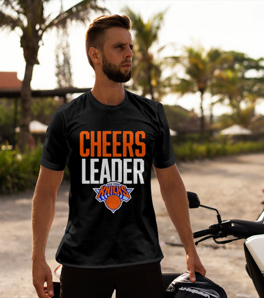 Cheers Leader New York Knicks NBA Basketball T-Shirt