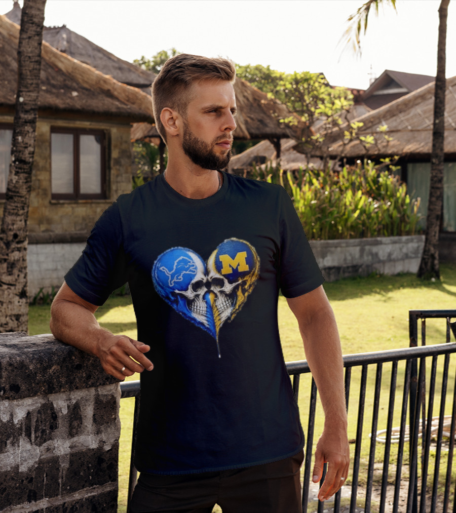 Detroit Lions And Michigan Wolverines Heart Skulls T-Shirt