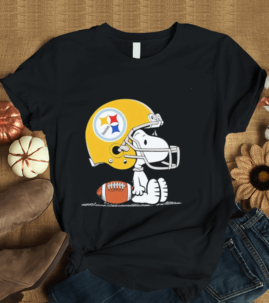 Snoopy Pittsburgh Steelers Helmet Football T-Shirt