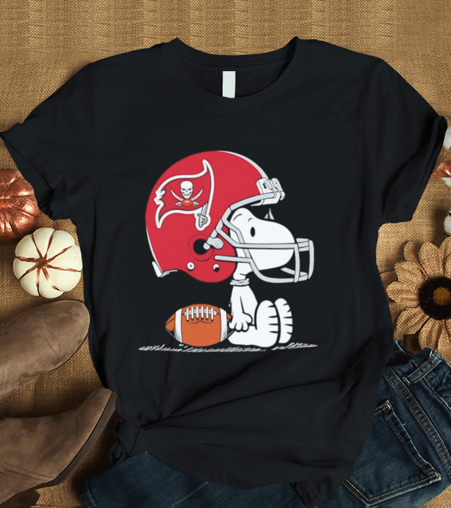 Snoopy Tampa Bay Buccaneers Football Helmet Peanuts Crossover NFL Collaboration T-Shirt