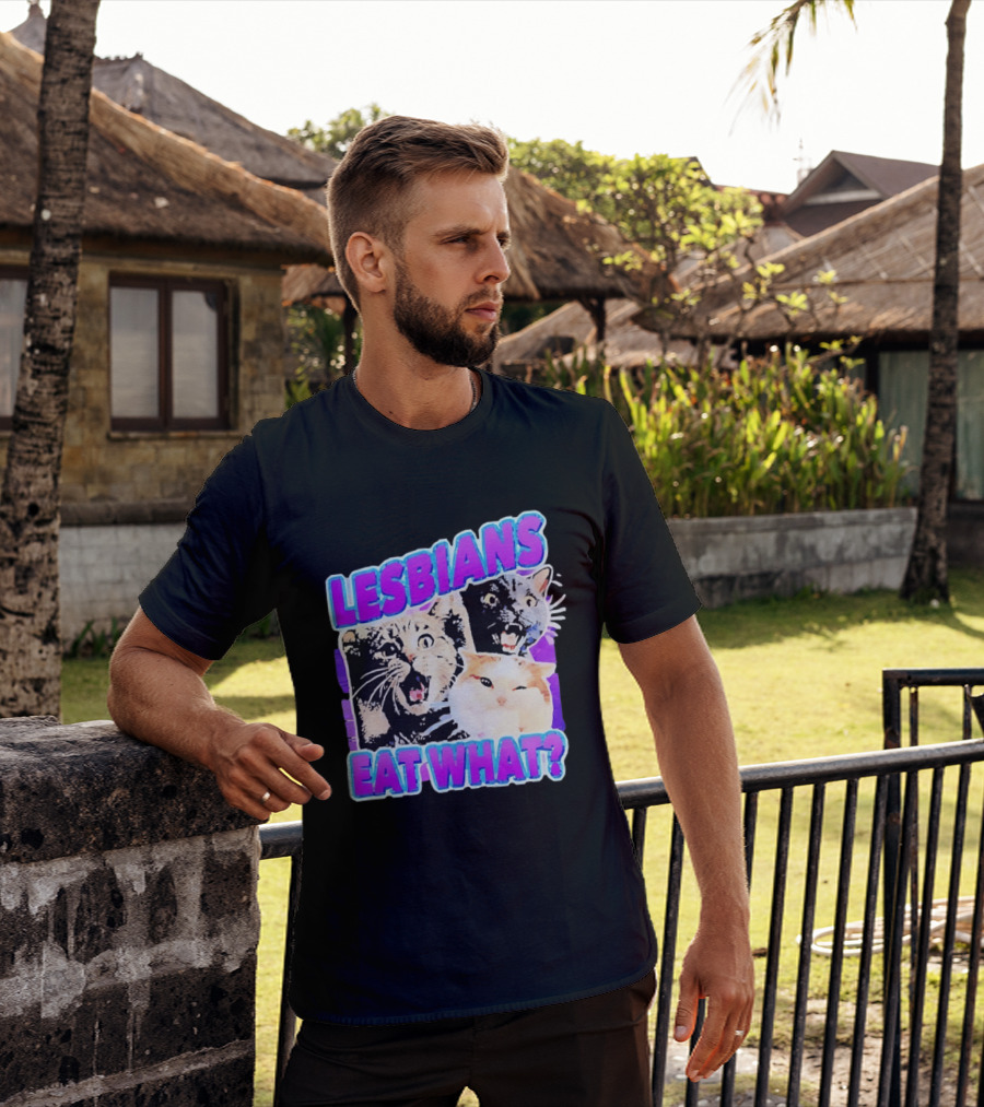 Lesbians Eat What Cat Meme Lesbian Pride Retro Cats T-Shirt