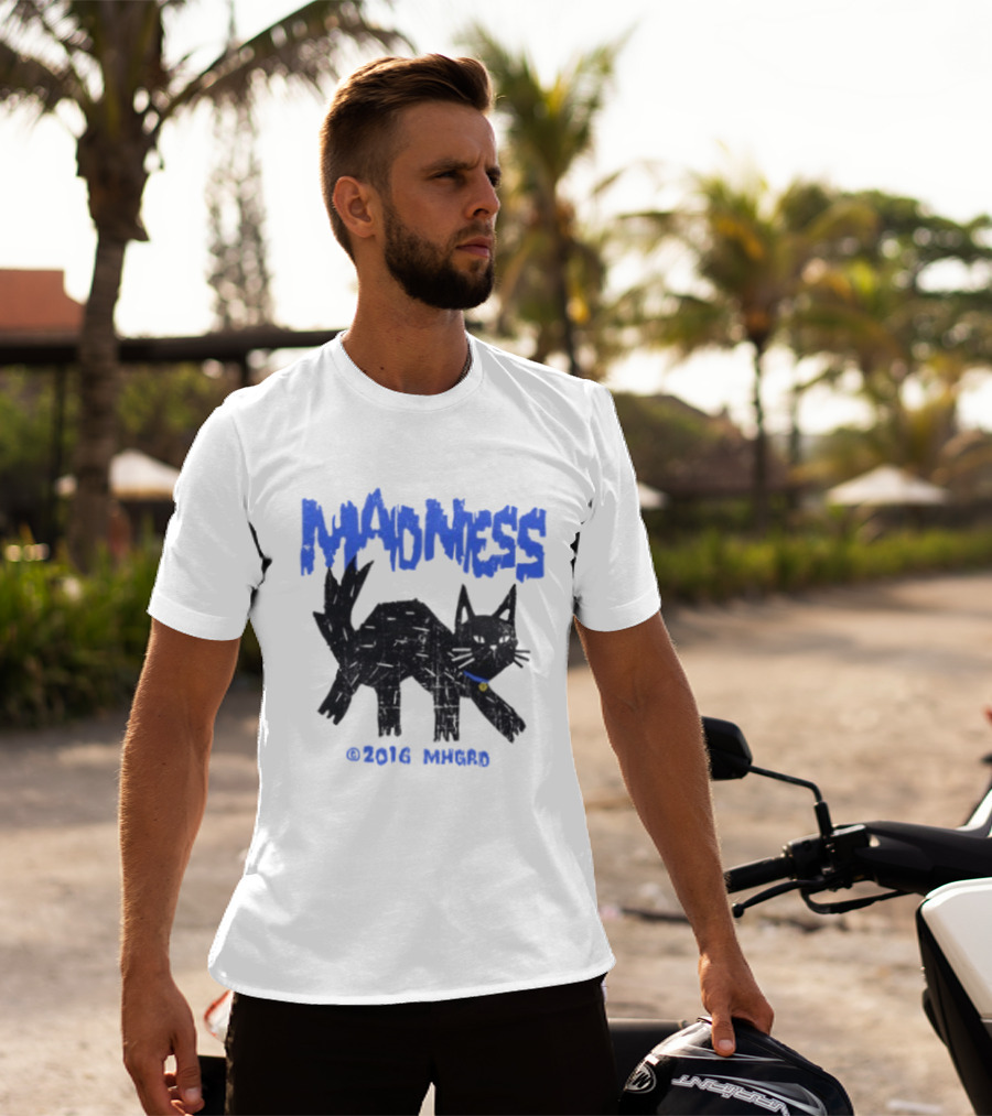 Madness Distressed Black Cat 2016 Madness MHGRD T-Shirt