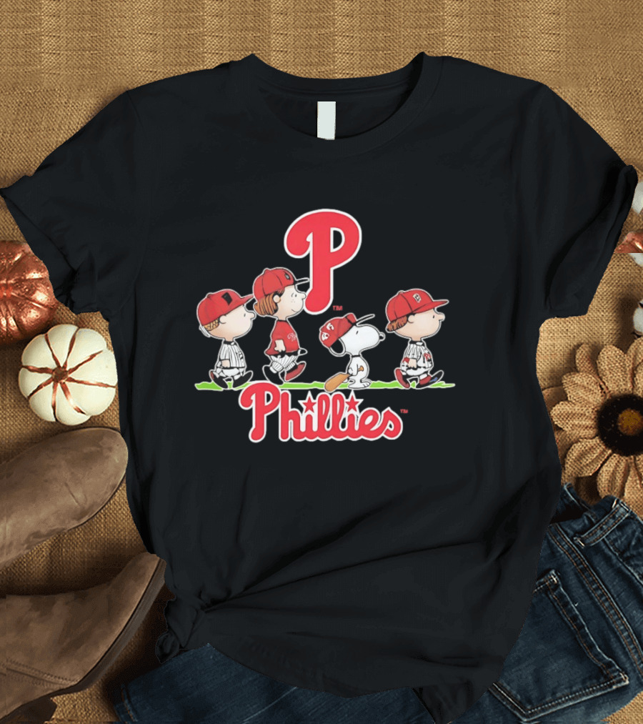 Peanuts Characters Phillies Baseball Team Snoopy Charlie Brown Linus Lucy T-Shirt