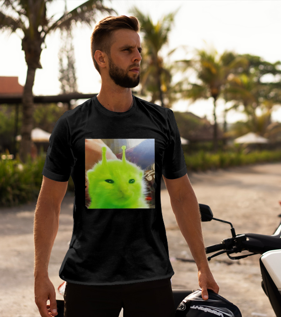Gleep Alien Kitty Green Cat Antennae Fluffy Feline Fantasy T-Shirt