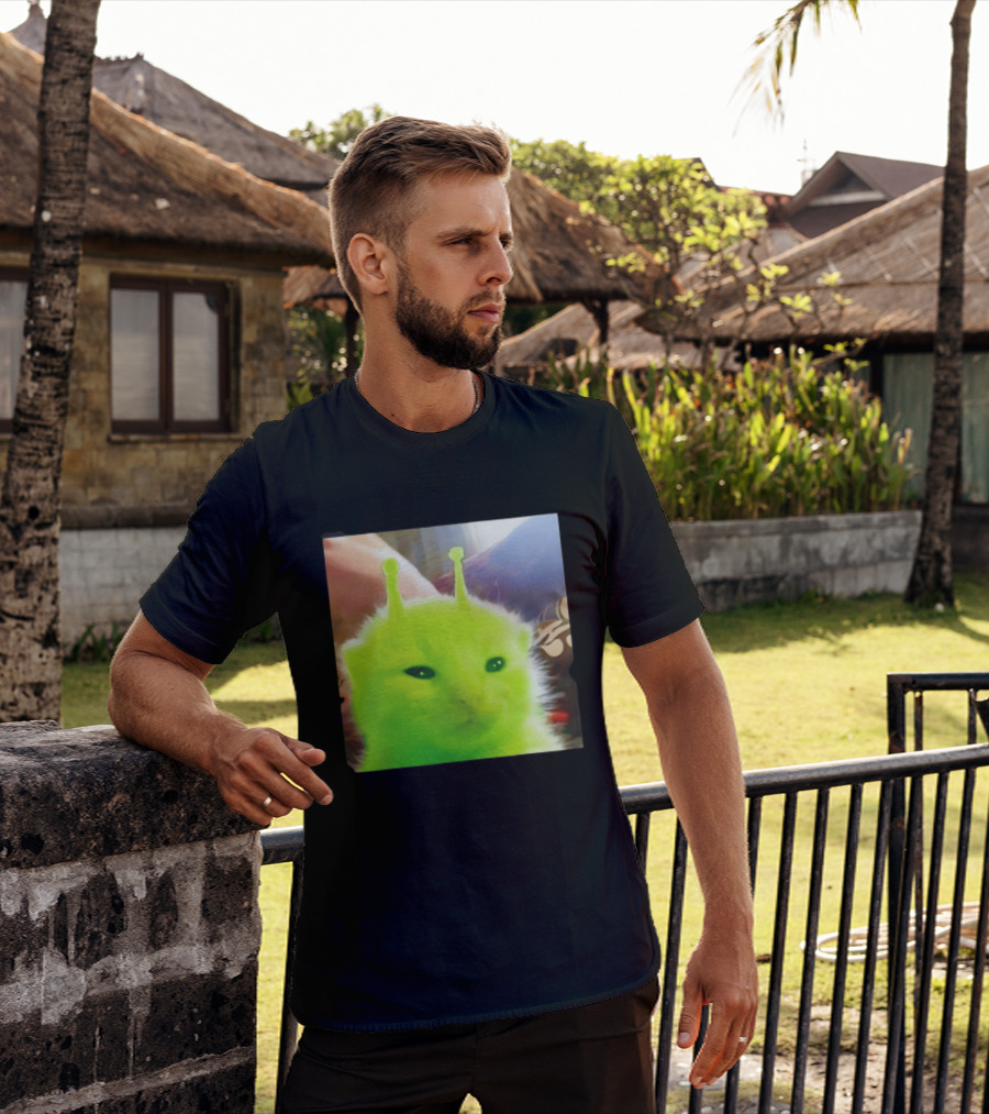Gleep Alien Kitty Green Cat Antennae Fluffy Feline Fantasy T-Shirt