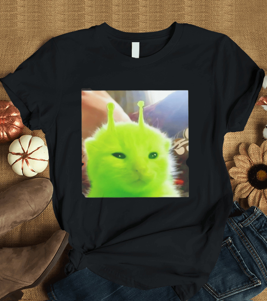 Gleep Alien Kitty Green Cat Antennae Fluffy Feline Fantasy T-Shirt