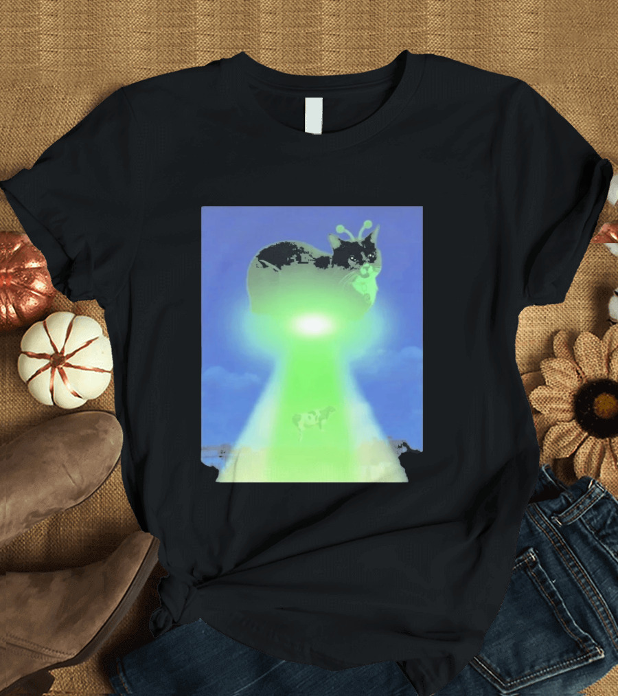 Alien Kitty UFO Beaming Cat Abduction With Tractor Beam And Cow T-Shirt